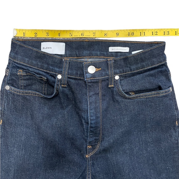 BLDWN ultra high rise jeans. Size 28. - Picture 12 of 12